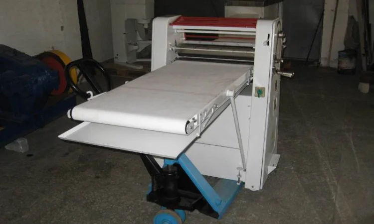 Тестораскаточная машина МНРТ-130/600 - фото № 1