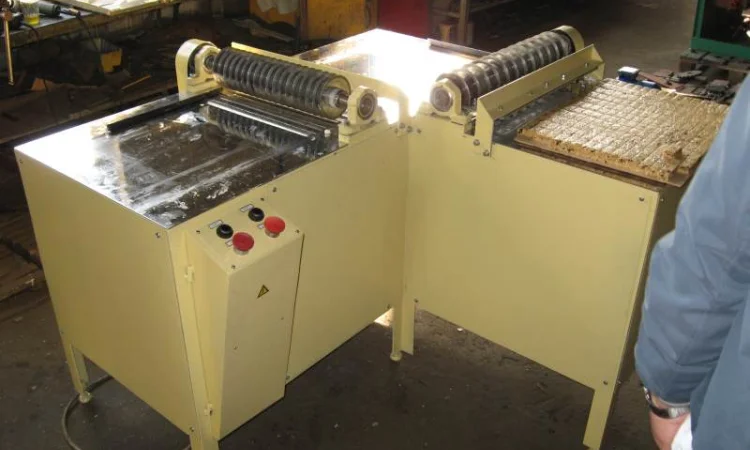 Машина для резки грильяжных масс МР-650 - фото № 1