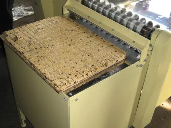 Машина для резки грильяжных масс МР-650 - фото № 3