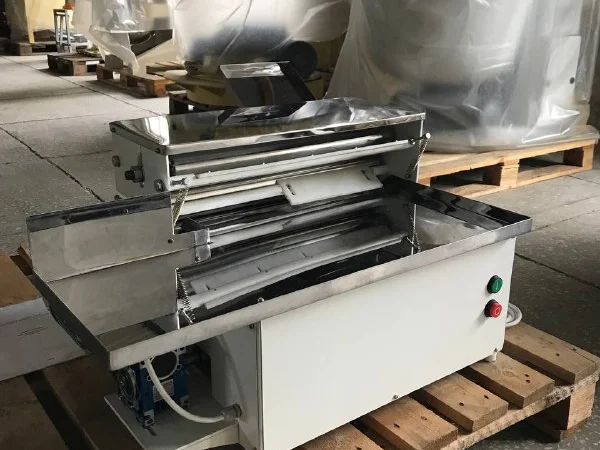 Тестораскаточная машина для лаваша РЛ-500/Н (настольная) - фото № 2