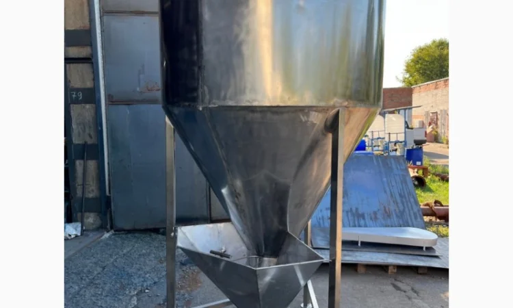 Вертикальний змішувач для продуктів з нержавіючої сталі 304. 2000 літрів - фото № 5