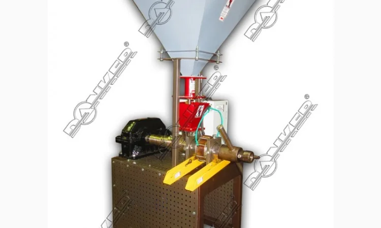 Oil press 100 kg/h. 910 - фото № 1