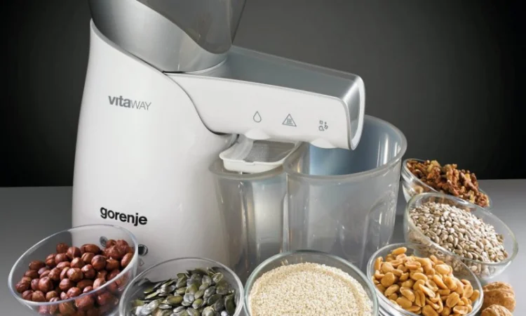 Маслопресс шнековый для кухни YD-03A - фото № 1