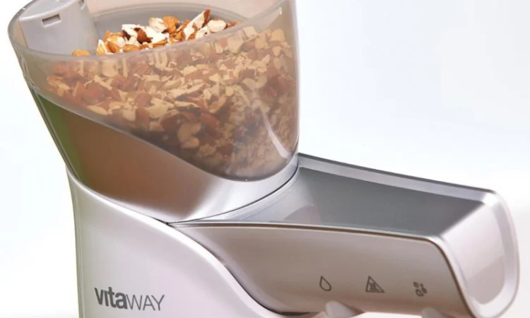 Маслопресс шнековый для кухни YD-03A - фото № 3