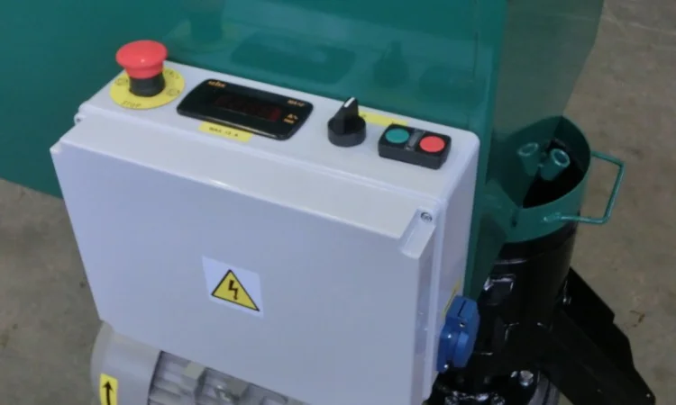 Гранулятор кормов - фото № 3