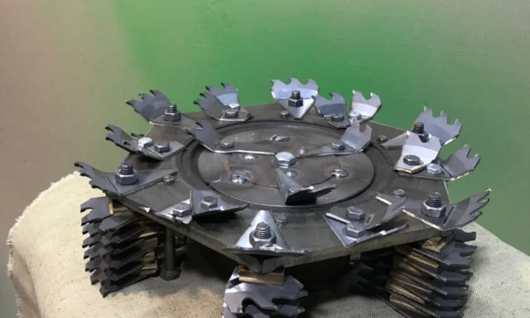 Измельчитель - зернодробилка - Соломорезка "Вихрь -2" 2, 2 Квт, 100Кг/час - фото № 7