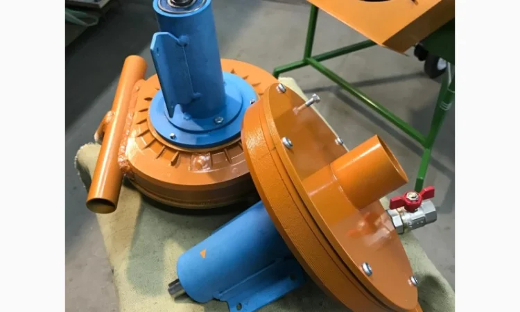 Измельчитель - Зернодробилка - Гидромельница "Аппетит ГМ 2Б" - фото № 1