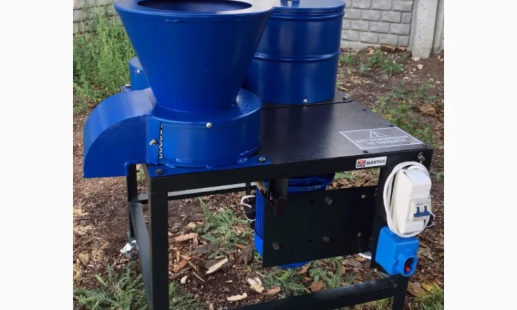 Универсальный измельчитель 4 в 1 - траворезка соломорезка, овощерезка, зернодробилка - фото № 6