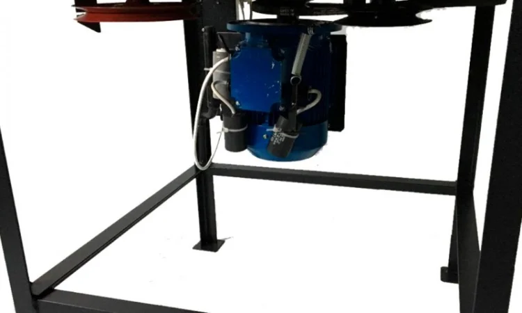 Универсальный измельчитель 4 в 1 - траворезка соломорезка, овощерезка, зернодробилка - фото № 10