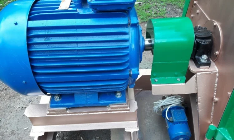 Молотковая дробилка универсальная "ЕМ" 55кВт/1500кг.час - фото № 3