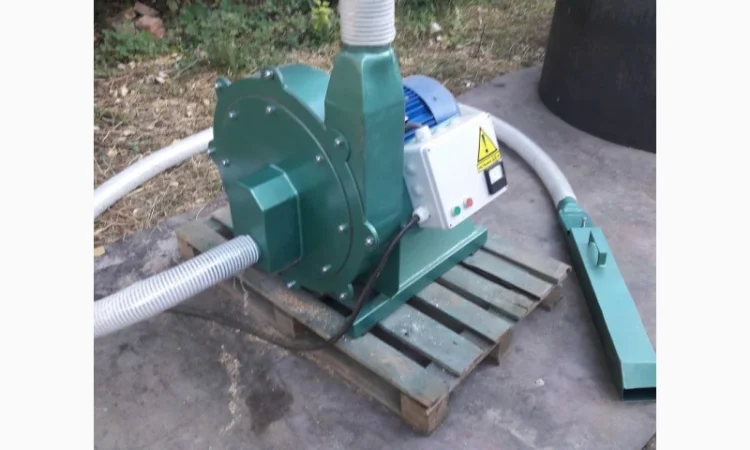 Усиленная молотковая дробилка зерна ГНОМ 22кВт (2500кг/час) - фото № 2