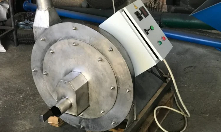 Дробилка для сушеных овощей и фруктов 800кг.час. 7, 5кВт. от 100 микрон - фото № 4