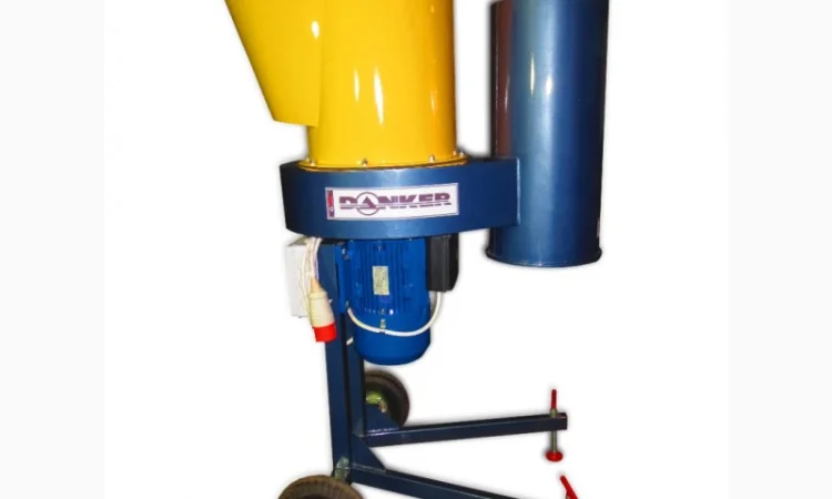 Кормоподрібнювач - фото № 1