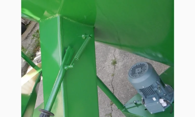 Кормозмішувач, змішувач комбікомів, 1200кг/2280літрів - фото № 3