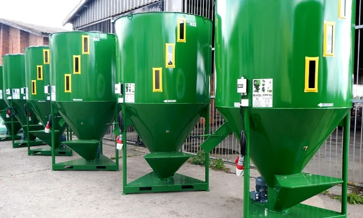 Смеситель кормов, смеситель сыпучих материалов, 1200кг /2280л то Польского производителя - фото № 1