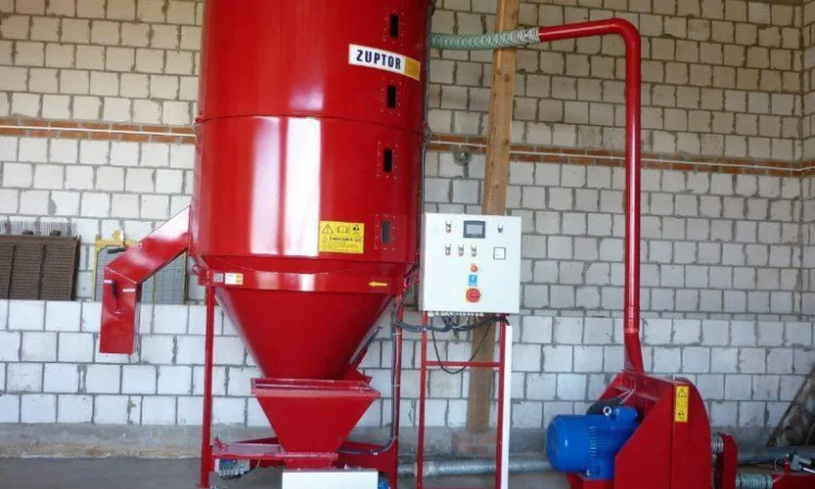Продам Zuptor, змішувач кормів - фото № 1