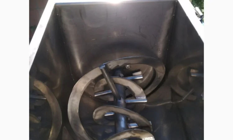 Змішувач горизонтальний (шнековий)/смешиватель, смеситель - фото № 1