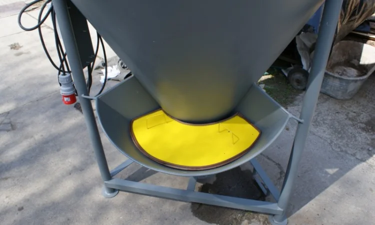 Мини комбикормовый завод (Чехия) - фото № 4