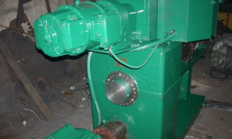 Маслопресс-экструдер ДМЗ. Пресс для отжима СОИ - фото № 1