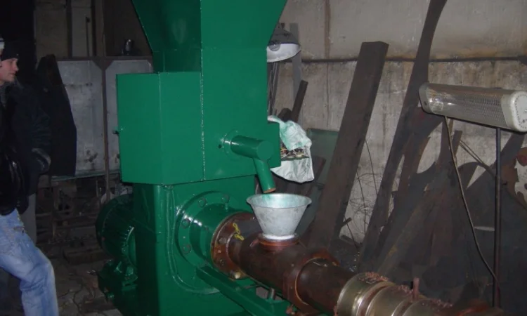 Маслопресс-экструдер ДМЗ. Пресс для отжима СОИ - фото № 8