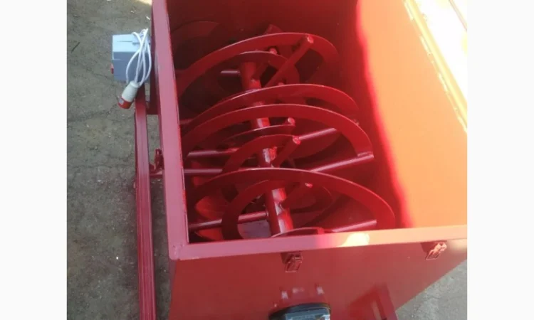 Змішувач кормів стрічковий (ленточный смеситель кормов) - фото № 2