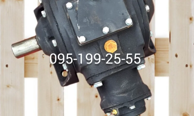 Кормороздавач КТУ-10; редуктор КТУ-10 - фото № 2