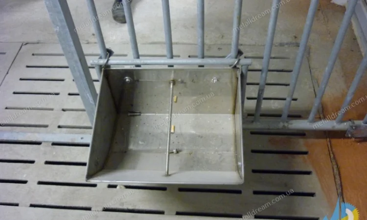 Обладнання для свинарства. Станки для опоросу, откорму, індивідуального утримання свиней - фото № 7