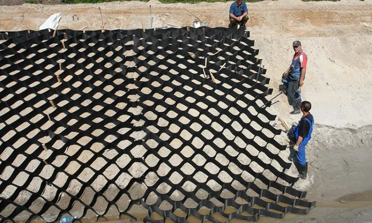 Геосоты, георешетки, габионы для укрепления грунтов - фото № 3