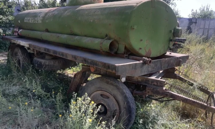 Емкость металлическая б/у Резервуар для хранения воды или гсм. Ресивер воздушный - фото № 6