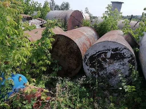 Емкость металлическая б/у Резервуар для хранения воды или гсм. Ресивер воздушный - фото № 18