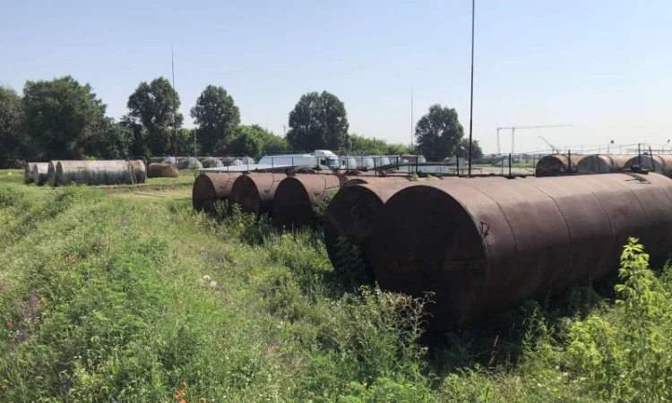 Емкость металлическая б/у Резервуар для хранения воды или гсм. Ресивер воздушный - фото № 3