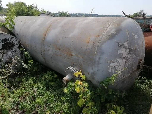 Емкость металлическая б/у Резервуар для хранения воды или гсм. Ресивер воздушный - фото № 15