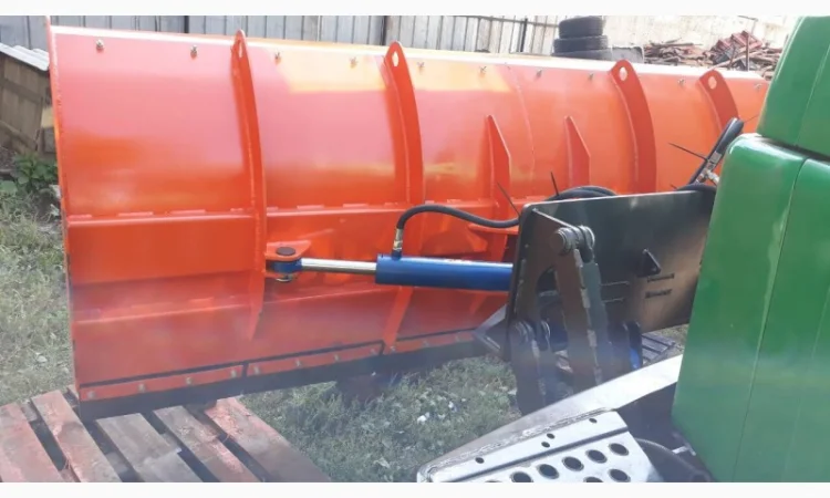 Продам фронтальные гидравлические отвалы на Имп трактора ( 3х точечная навеска - фото № 1