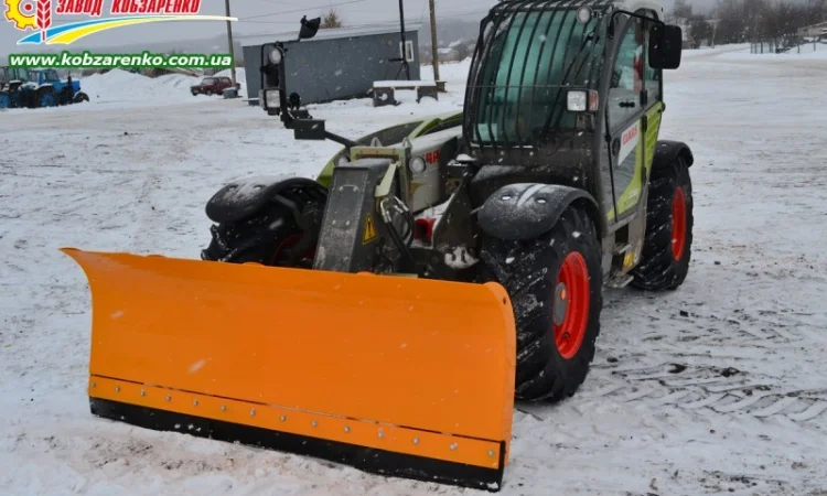 Отвал снегоуборочный к погрузчикам всех производителей Claas, Case, Manitou, Merlo, Bobcat - фото № 1