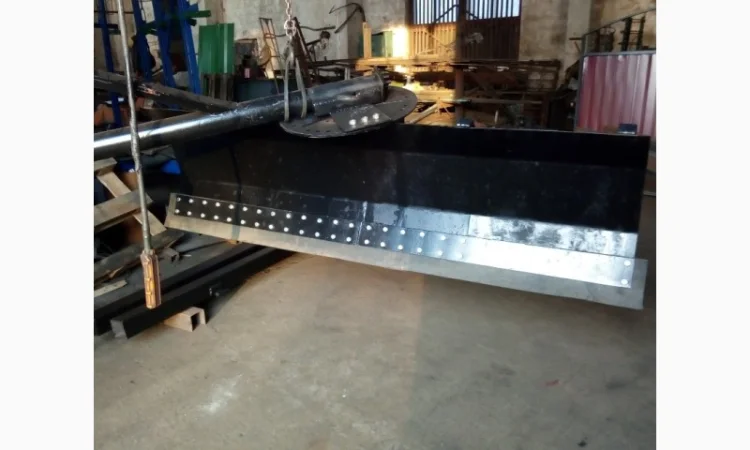 Снегоуборочная навесная лопата отвал - фото № 1