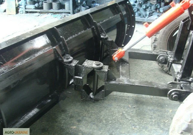 Лопата для уборки снега Купить отвал для уборки снега на трактор мтз, юмз - фото № 1