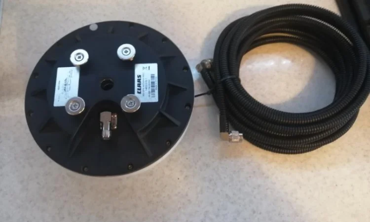 Антенна двухчастотная L1 L2 + платний сигнал Claas A50 агро навигатор S7 S10 - фото № 2