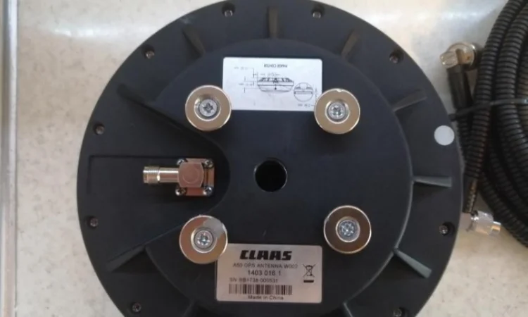 Антенна двухчастотная L1 L2 + платний сигнал Claas A50 агро навигатор S7 S10 - фото № 6