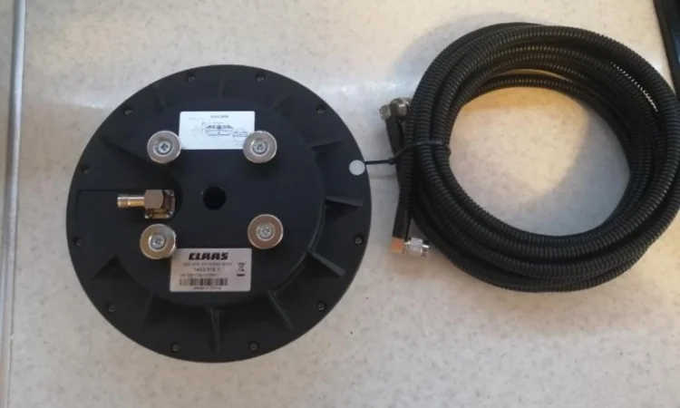 Антенна двухчастотная L1 L2 + платний сигнал Claas A50 агро навигатор S7 S10 - фото № 7