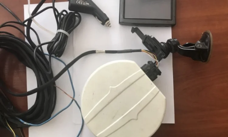 Аккумулятор(батарея, АКБ) к курсоуказателю(система параллельного вождения) Leica mojoMINI - фото № 8