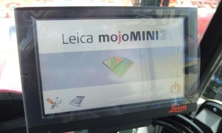 Ремонт GPS систем параллельного вождения(курсоуказателей) Leica(Лейка) mojoMINI - фото № 3