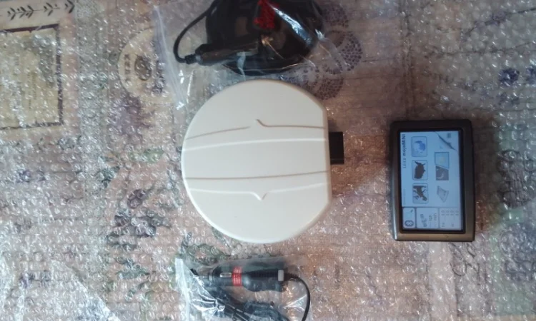 Cистема параллельного вождения(агро курсоуказатель, навигатор для трактора) Leica mojoMINI - фото № 1