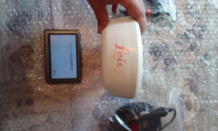 Cистема параллельного вождения(агро курсоуказатель, навигатор для трактора) Leica mojoMINI - фото № 4