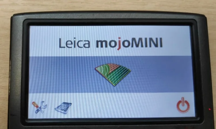 Монітор(дисплей) системи паралельного водіння(агро курсоуказатель GPS) Leica mojoMINI - фото № 2