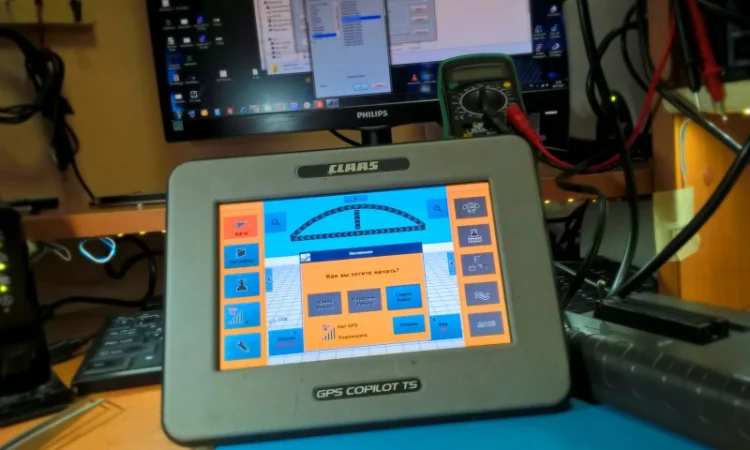 Ремонт и обслуживание GPS агронавигаторов Outback STS / Claas GPS Copilot TS - фото № 1