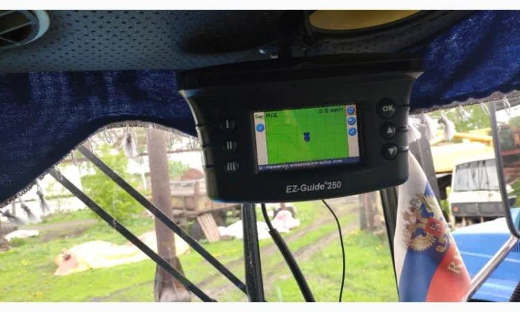 Антенный кабель TNC-TNC к системам параллельного вождения Trimble - фото № 1