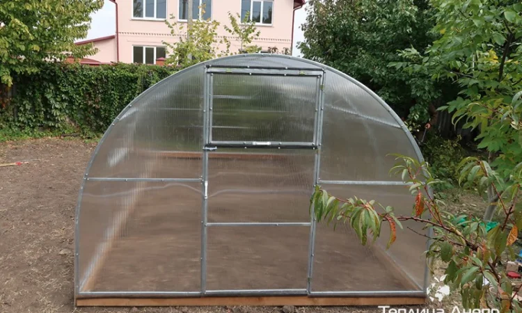 Дачные теплицы под пленку и поликарбонат - фото № 4