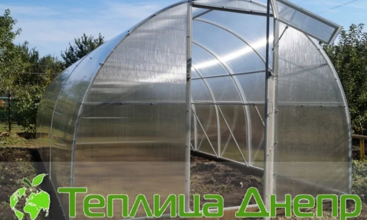 Арочная теплица «Днепр-3» с сотовым поликарбонатом - фото № 5