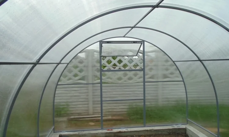Сборные теплицы под поликарбонат и пленку - фото № 1
