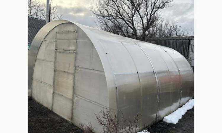 Продається готова теплиця з полікарбонату з котлом. Розмір 4м х 8м - фото № 1